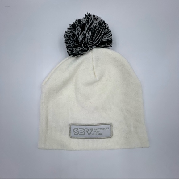 NWOT Snow beanie - Picture 2 of 2